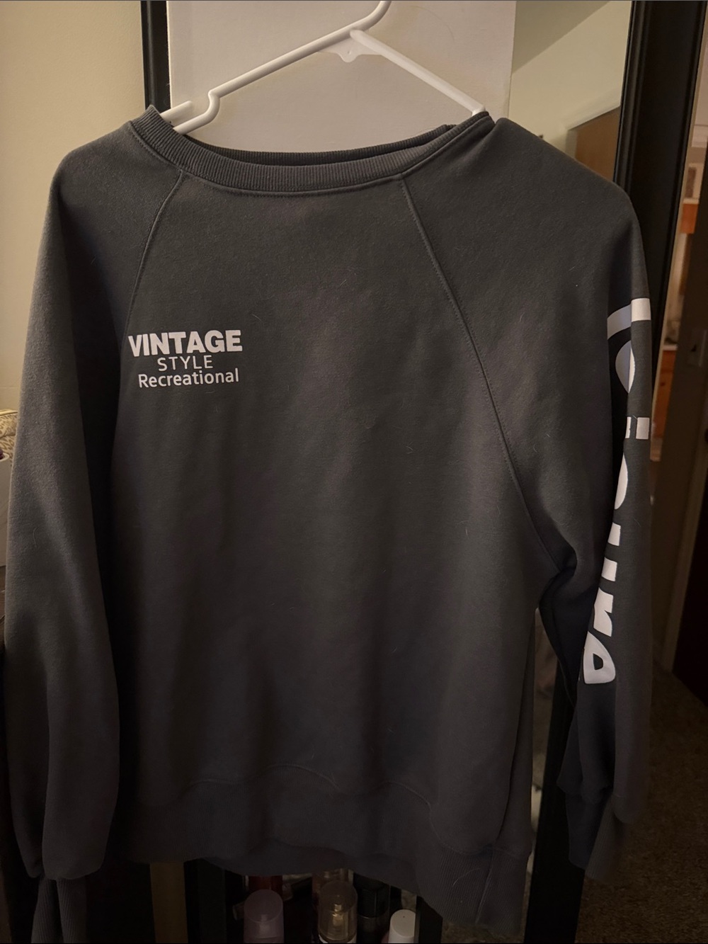 SHEIN Black 'Vintage Style Recreational' Crewneck Sweatshirt